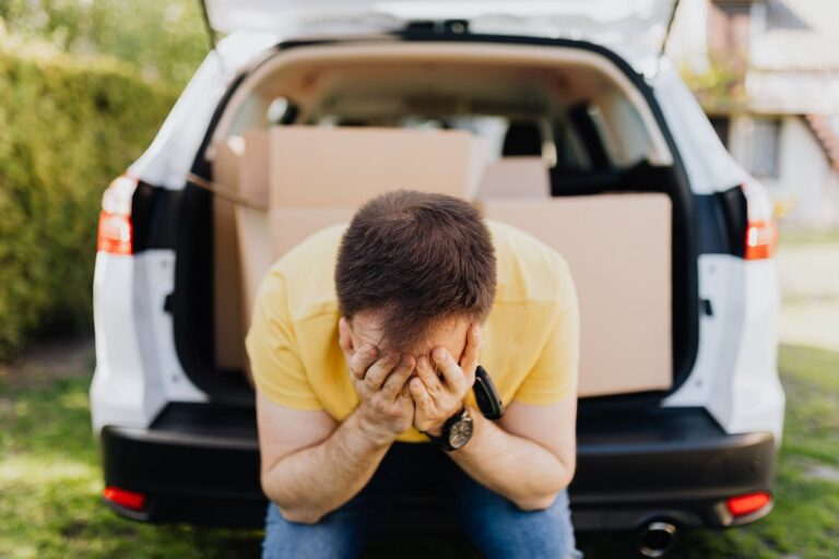 Easing the Transition when moving house: How to Manage Moving Anxiety with Confidence